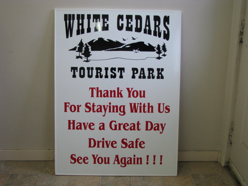 <b>White Cedars</b>